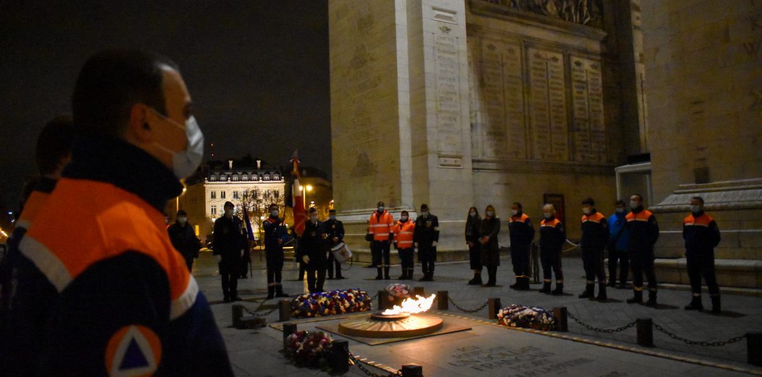 Ravivage de la Flamme du Soldat inconnu