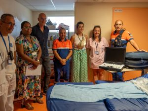 Bénévoles dans un dispensaire à Mayotte