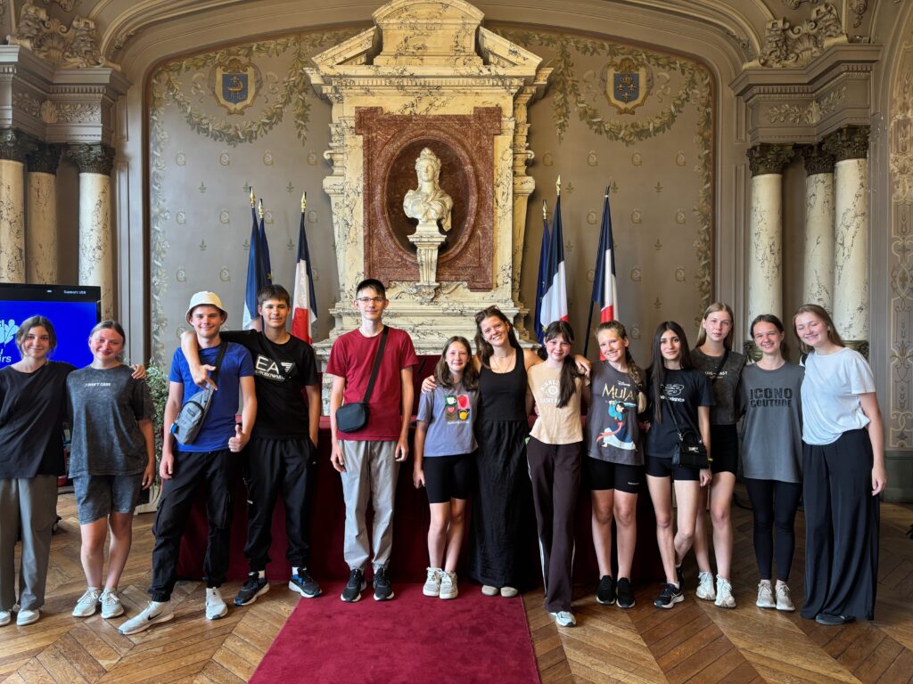 Le groupe à la Mairie de Saint Germain en Laye
