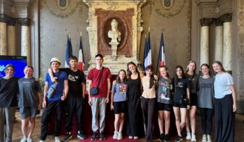 Le groupe à la Mairie de Saint Germain en Laye