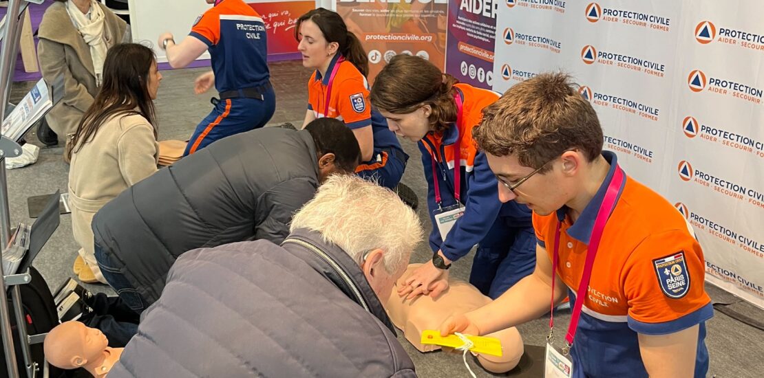 Les bénévoles Protection Civile au Salon des Séniors