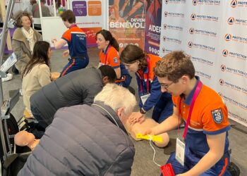 Les bénévoles Protection Civile au Salon des Séniors
