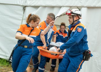 secours de la protection civile lors d'un poste de secours